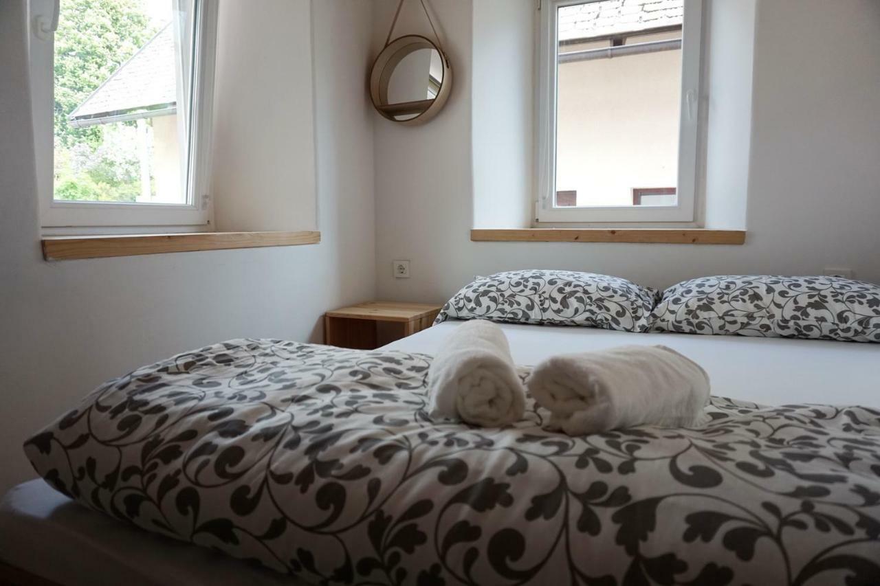 Corner Apartments Бовец Екстериор снимка