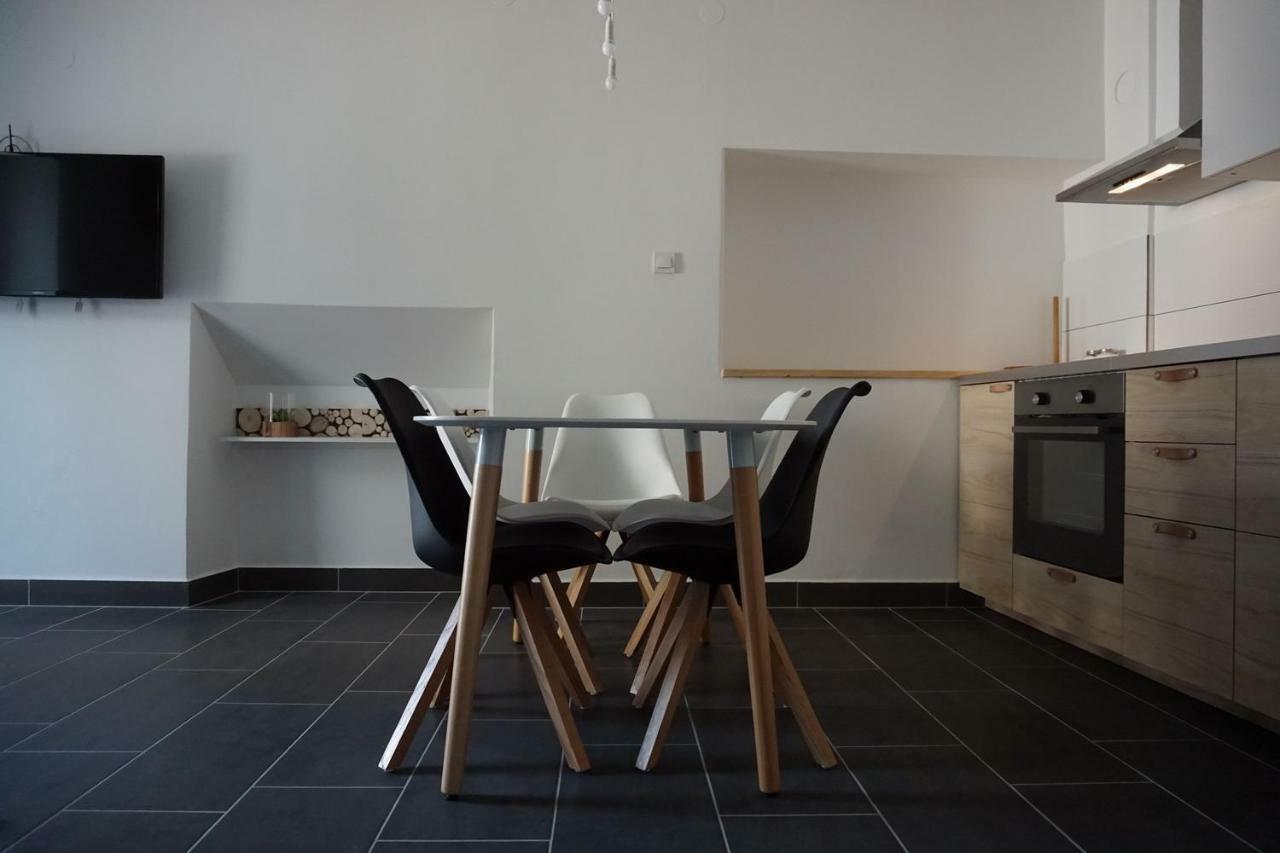 Corner Apartments Бовец Екстериор снимка